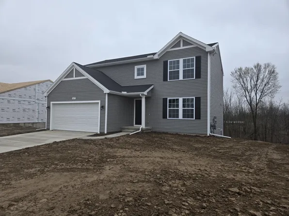 5577 Mammoth Dr SE, Caledonia, MI 49316