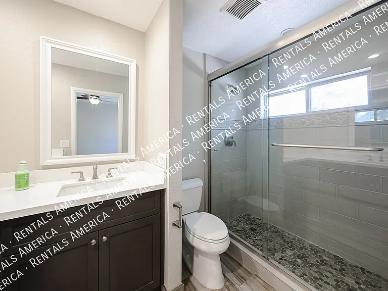 15811 E Richwood Ave — Photo 33