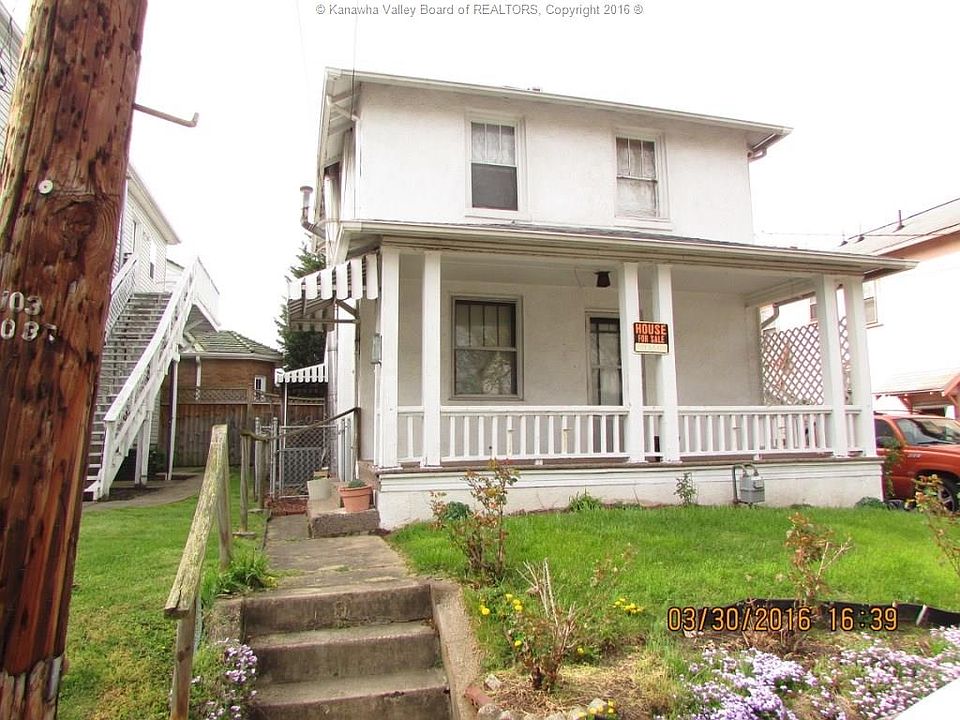 1st image of 3 Park Dr