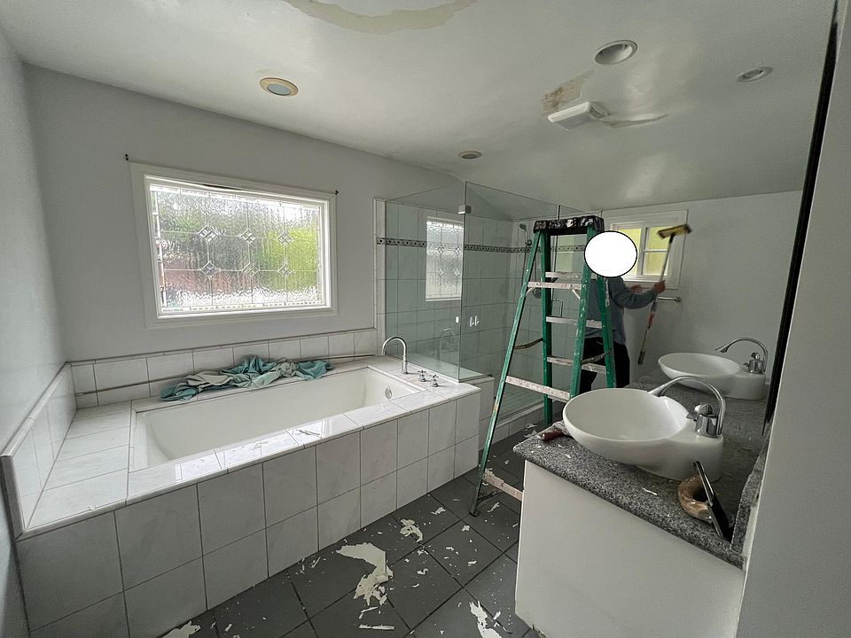 1st image of 5555A Hallowell Ave