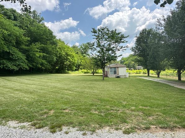 4956 Campbellsville Pike