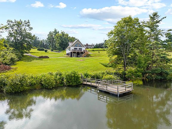 3rd image of 447 Skyland Lakes Dr