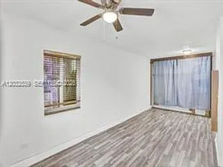 2199 NE 182nd St — Photo 16
