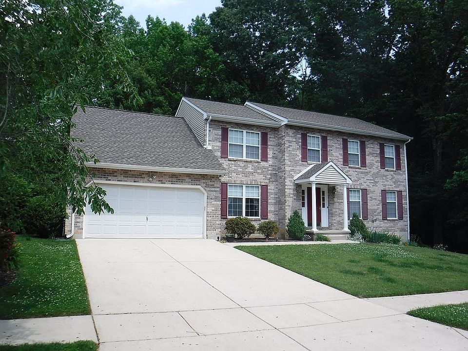 1st image of 131 Shrewsbury Dr