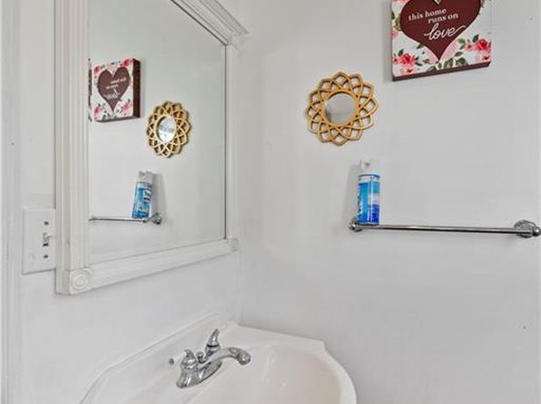 17 Prospect Pkwy, Portsmouth, VA 23702