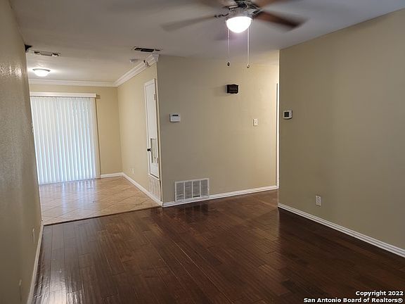 2nd image of 6722 Fellowood St