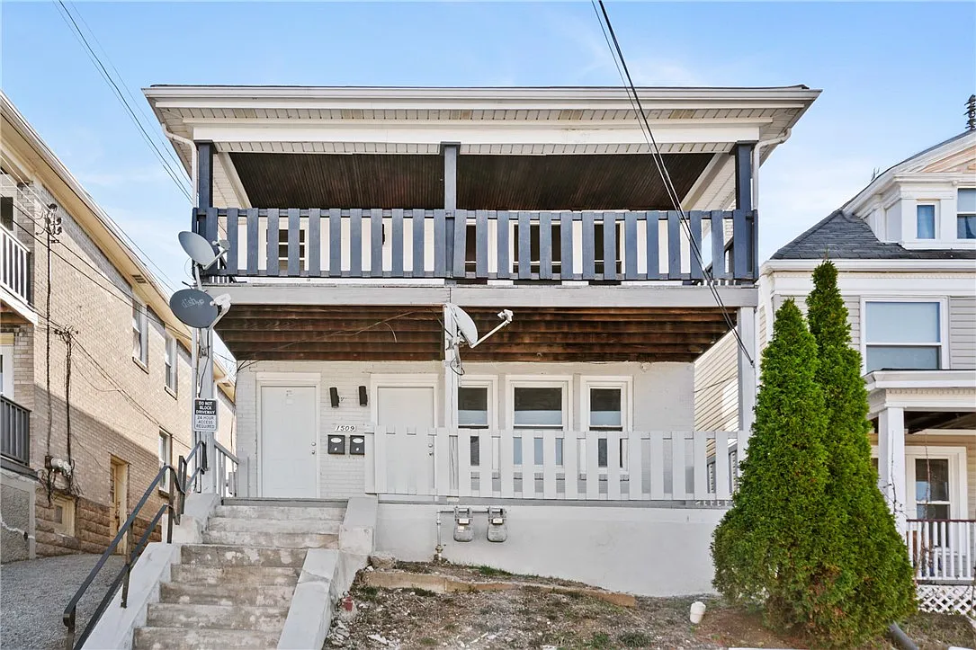 1509 Rockland Ave photo 1