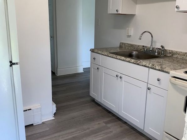 54 Acheson Ave #4