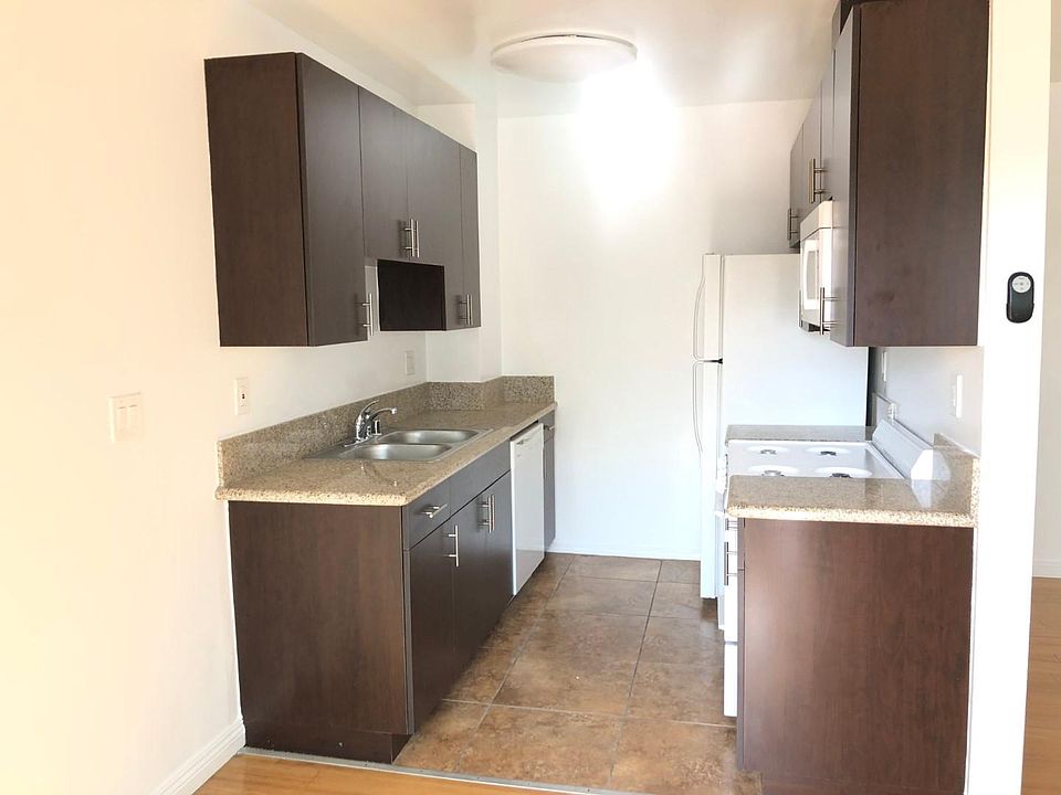 1st image of 817 S Manhattan Pl APT 7