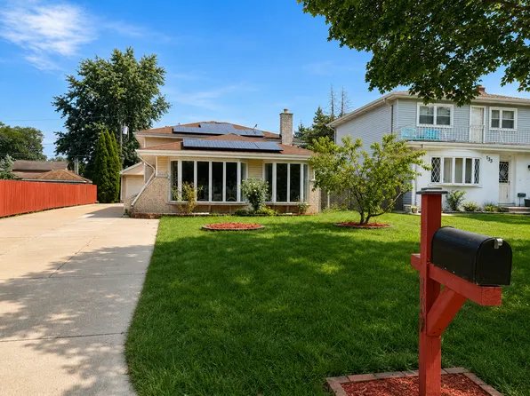 139 N Hemlock Ave, Wood Dale, IL 60191