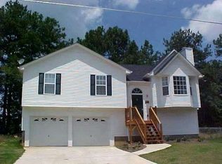 369 River Trace Dr, Villa Rica, GA 30180