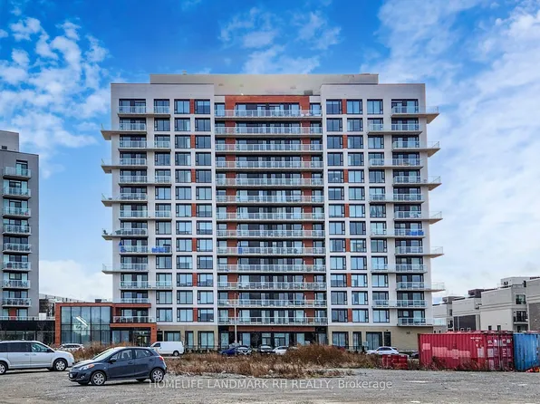 2 David Eyer Rd #626, Richmond Hill, ON L4S 0N6