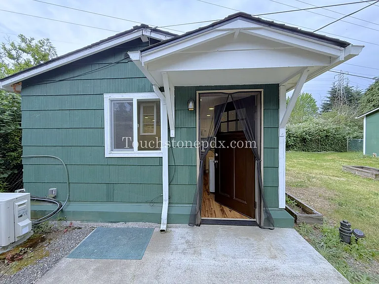 5660 SE 125th Ave — Photo 6