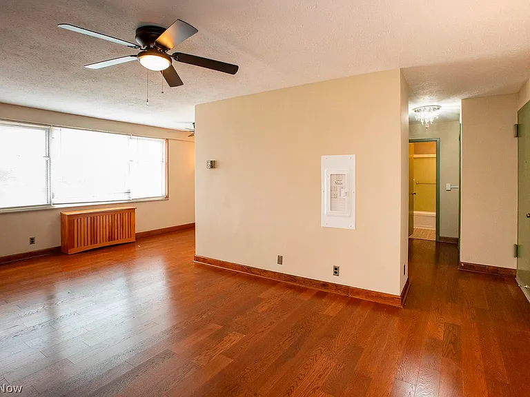 11850 Edgewater Dr #701 — Photo 5