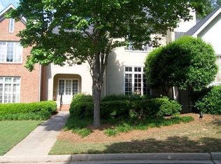 17 Old Paces Pl NW, Atlanta, GA 30327