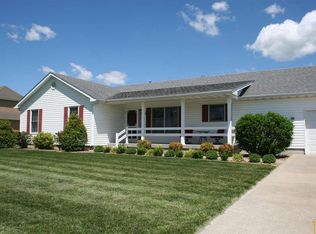 1911 Epicurean Dr, Clinton, MO 64735