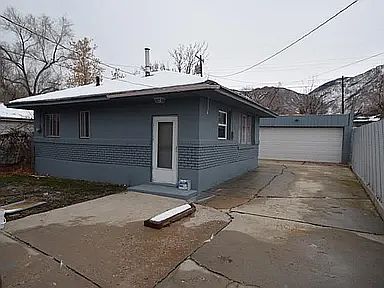 1st image of 2846 S Quincy Ave E