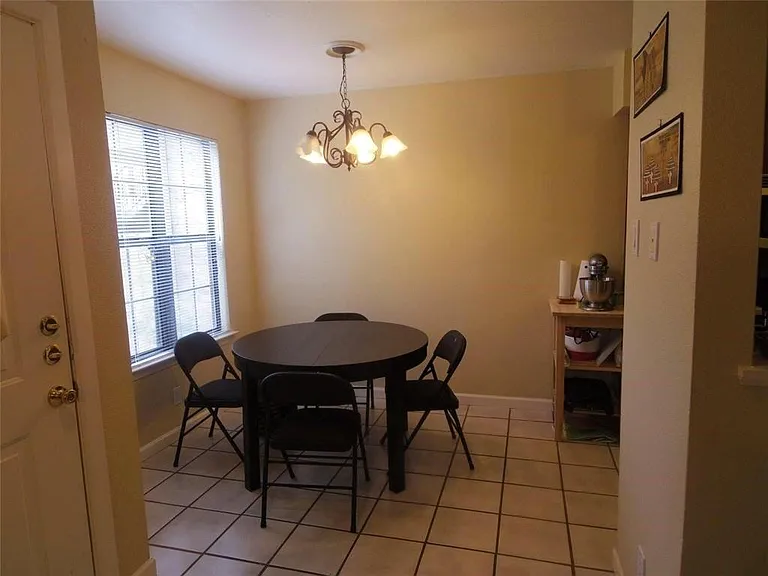 2906 West Ave #3 — Photo 5