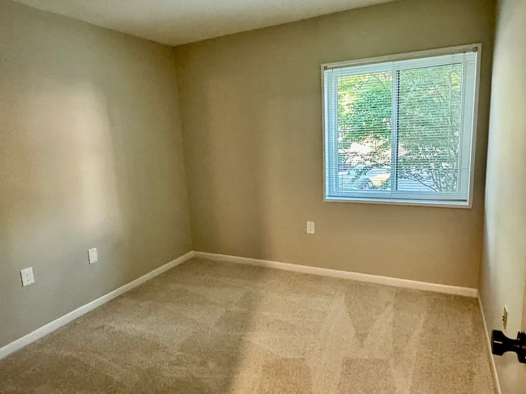 1534 Northgate Sq #11C — Photo 15