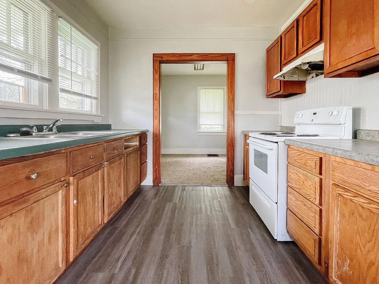 1920 S Gharkey St: Coming Soon! Pet-Friendly 2 Bedroom Home Near Downtown Muncie! W/D Hookups! — Photo 2