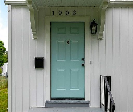 5th image of 1002 Crafton Ln