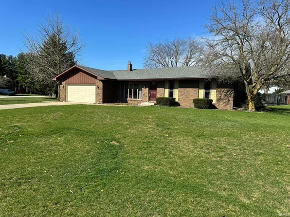 10135 Glen Lee Trl, Granger, IN 46530