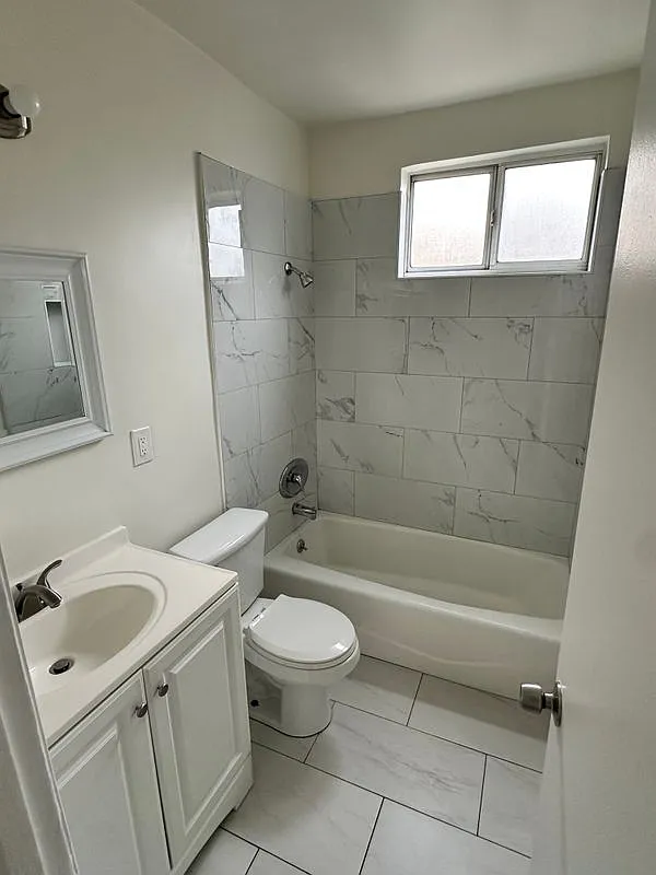 2 bed, 1.0 bath, 700 sqft, $2,595 — Photo 4