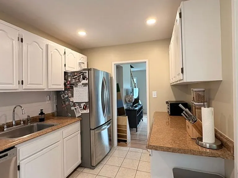 13520 Grenoble Dr — Photo 9