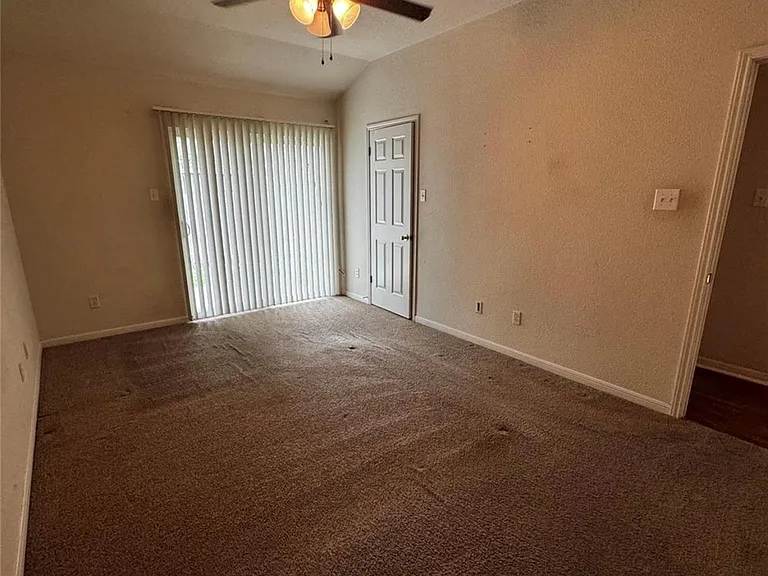 8613 Talyne Chaise Cir #B — Photo 12