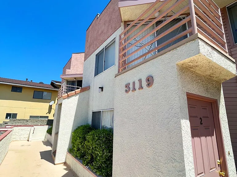 3119 Foothill Blvd #1 — Photo 34