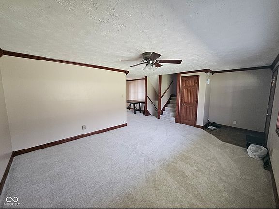 4th image of 7855 Bluff Rd