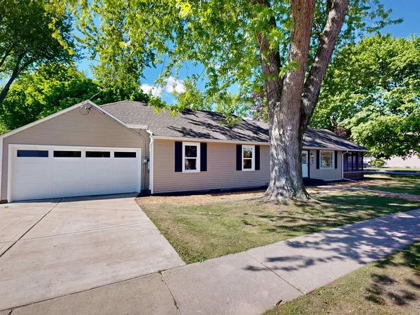 309 Howard Street, Walworth, WI 53184