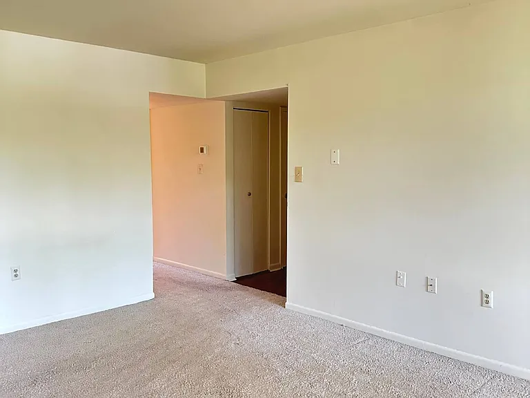 1441 Northgate Sq #12B — Photo 12