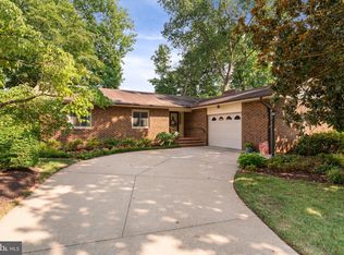 15835 Vista Dr, Dumfries, VA 22025