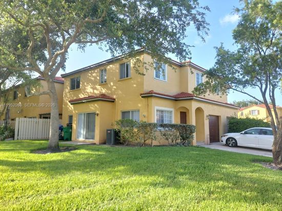 10161 SW 21st St, Hollywood, FL 33025