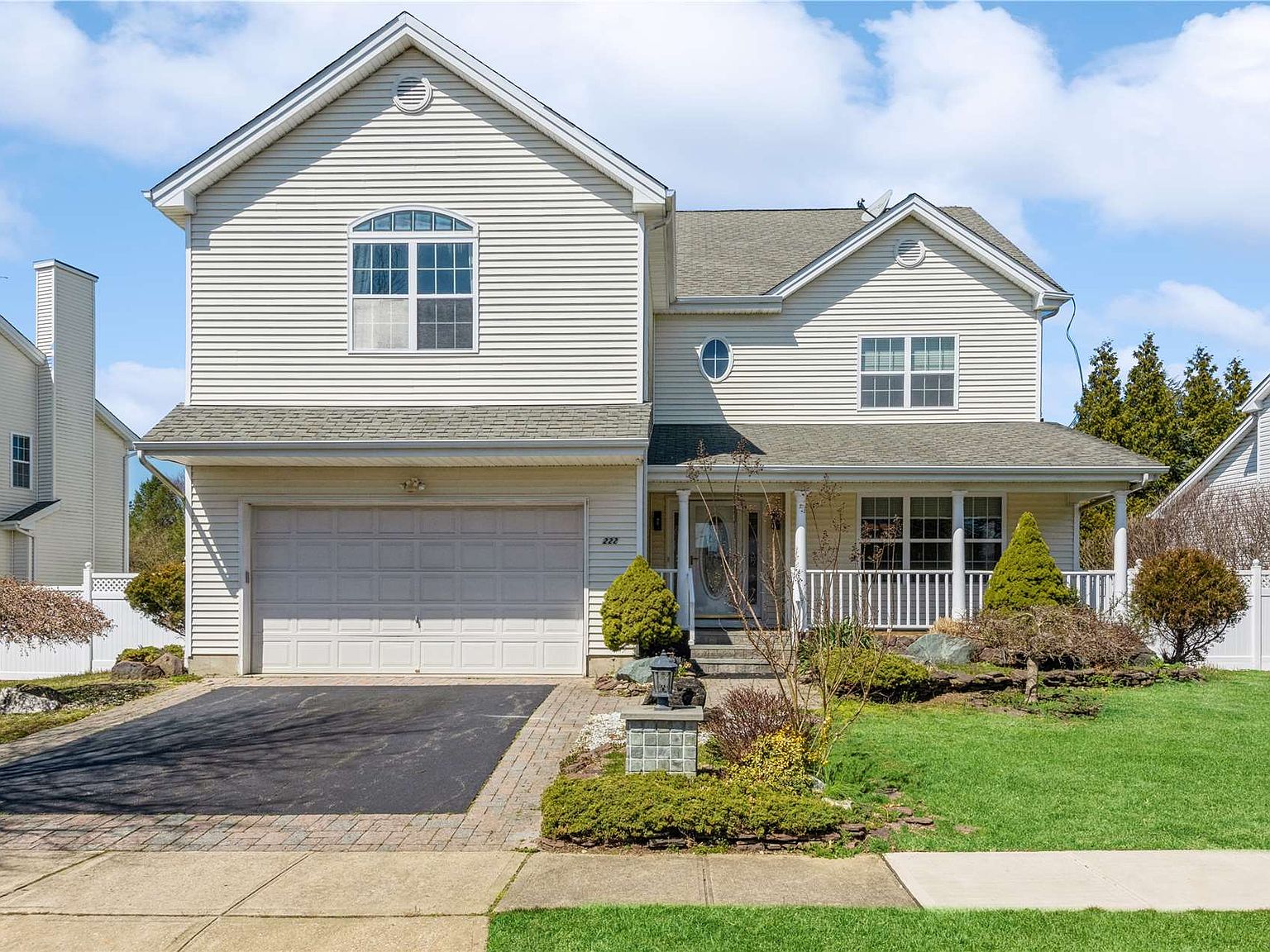 222 Rivendell Ct, Melville, NY 11747 Zillow
