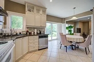 11 Farnham Dr — Photo 30