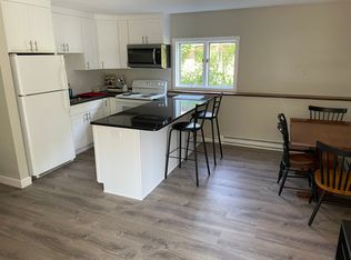 62A Summer St #62A, Amherst, MA 01002