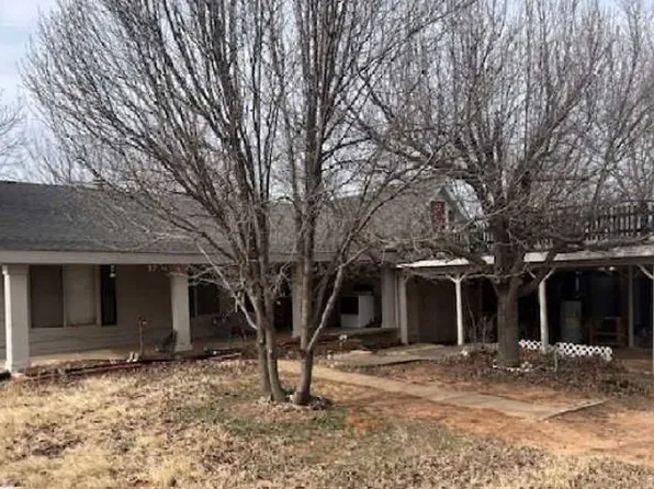 11470 Corral St, Hinton, OK 73047