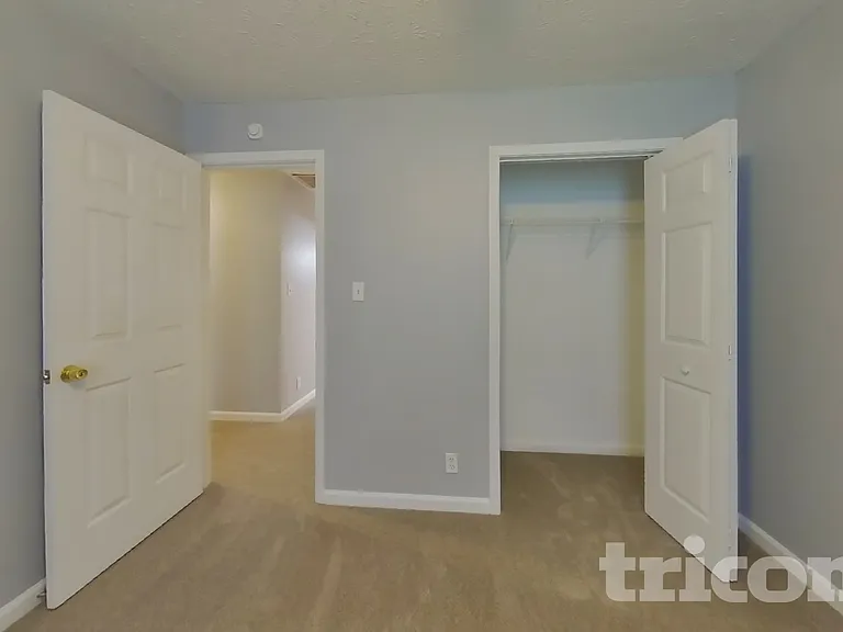 137 Poplar Way — Photo 12