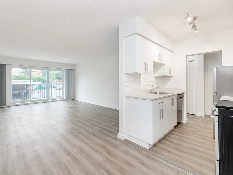 1655 Chambers St #106 — Photo 4