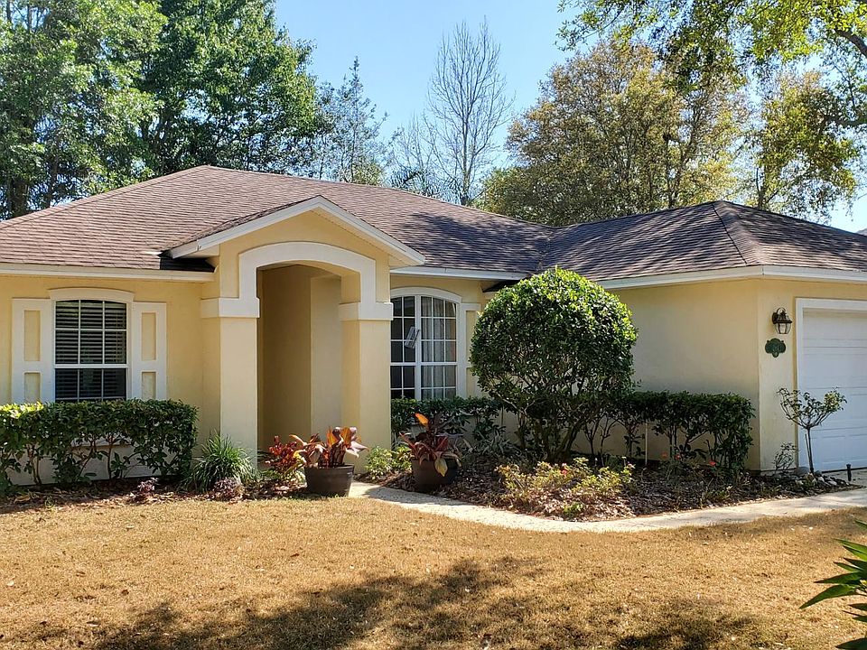 1st image of 284 W Silverthorn Ln