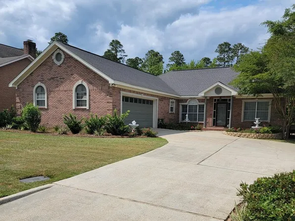22 Williamsburg Pl, Dothan, AL 36305