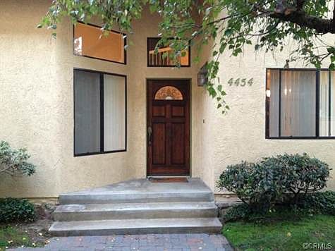3rd image of 4454 Spencer St