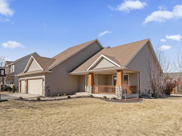 9388 Glacier Rd, Saint Bonifacius, MN 55375