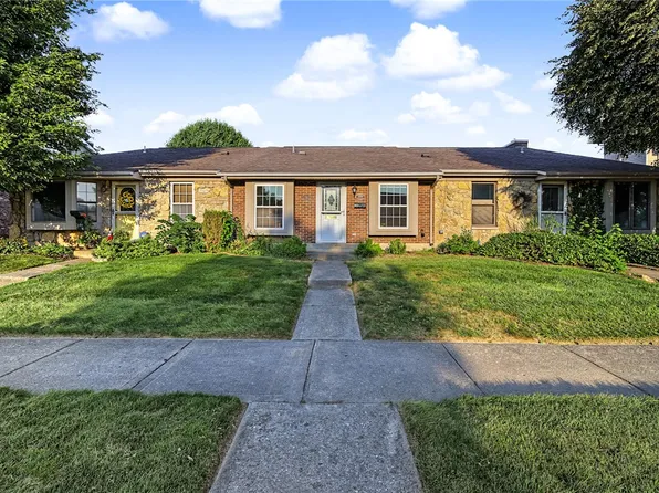 109 E Van Lake Dr, Vandalia, OH 45377