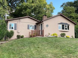 33 Pamlynn Rd, Stamford, CT 06905