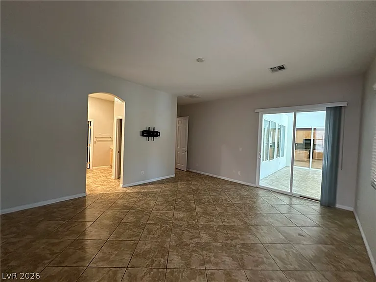 7185 Windy Peak Ct — Photo 30