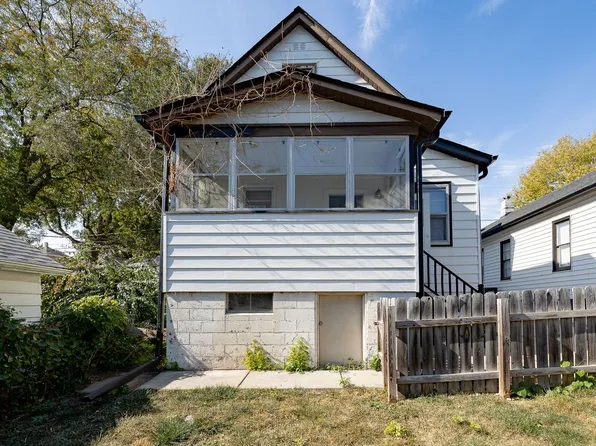 1910 1/2 S 8th St, Omaha, NE 68108