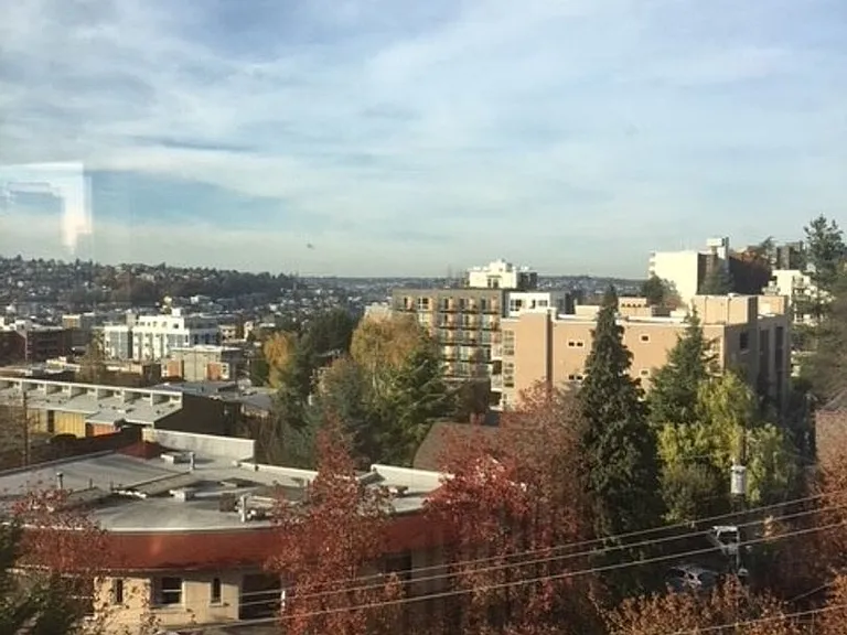 Affordable Studios on Cap Hill! — Photo 23